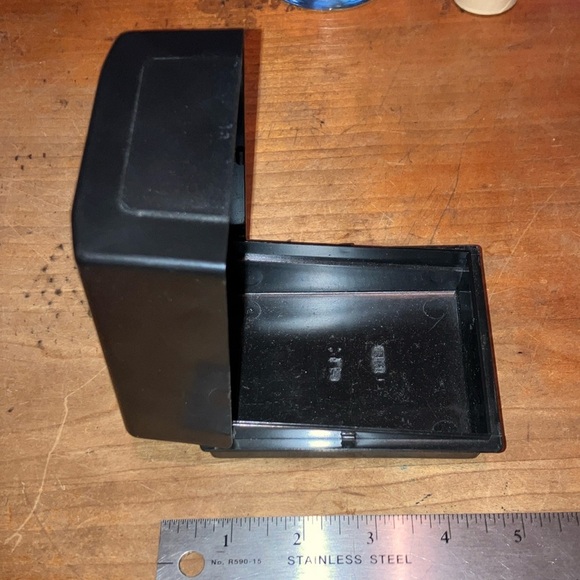 Harley-Davidson Black and Gold tone plastic box - Picture 7 of 16